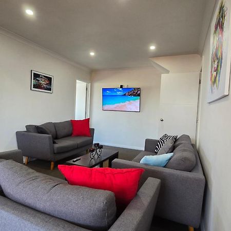 3Bd Unit Feilding Apartman Kültér fotó
